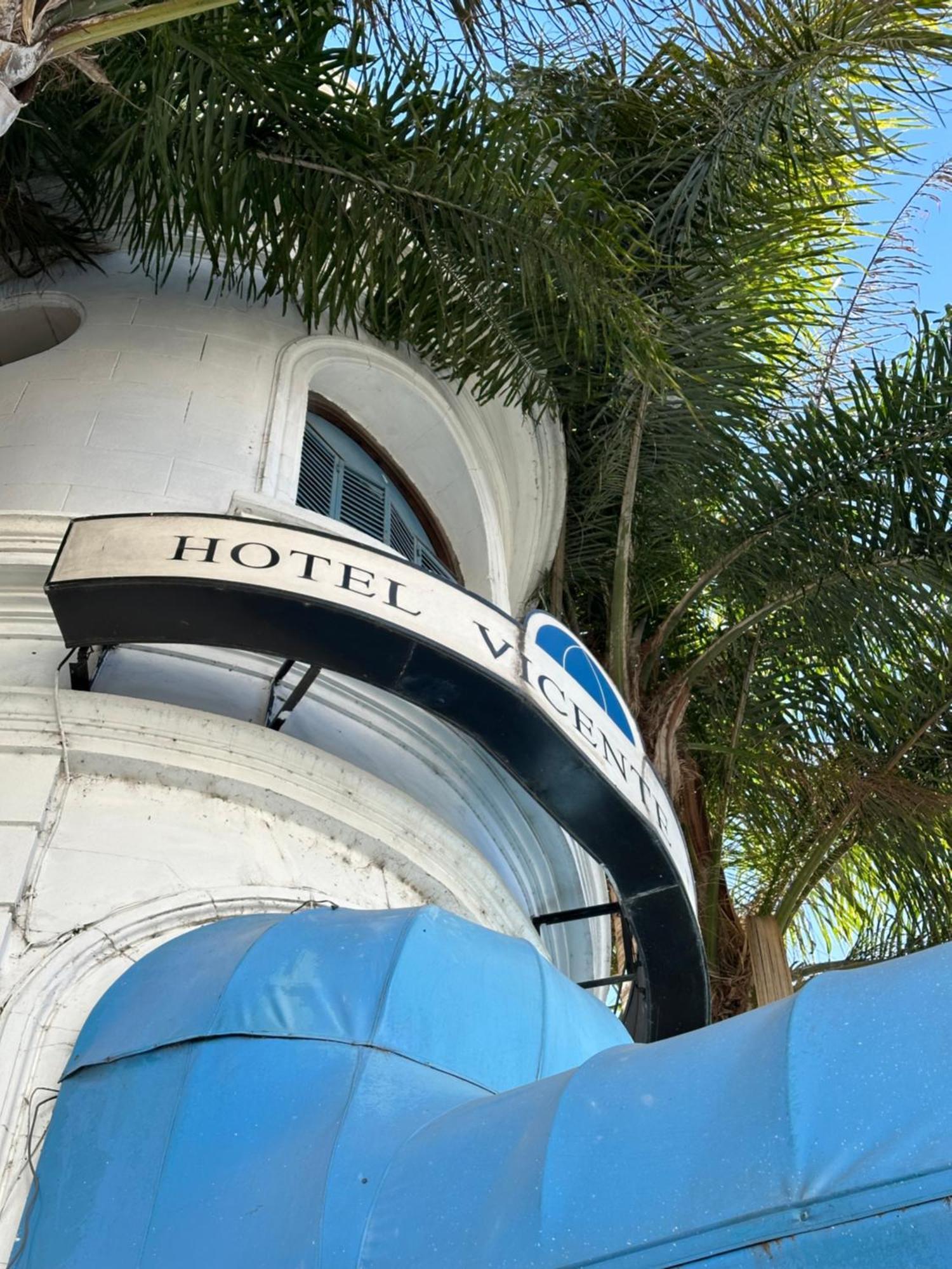 Hotel Вісенте-Лопес Екстер'єр фото